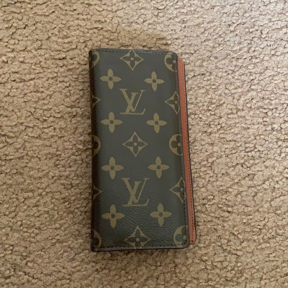 Louis Vuitton checkbook holder/wallet